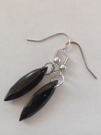 Černé naušnicky špičaté ovalky, 