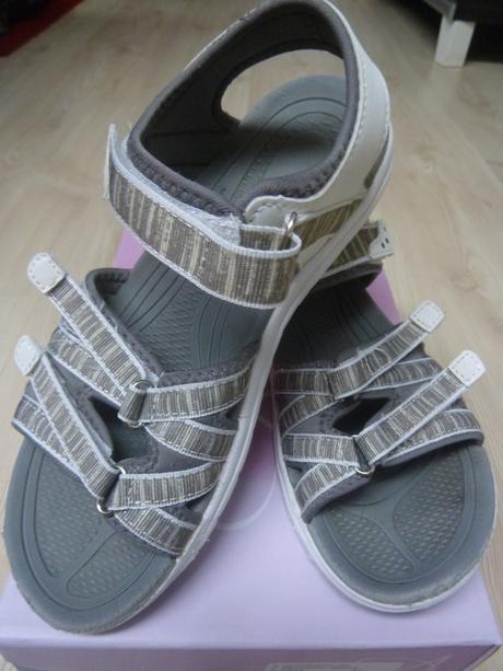 Sportovní páskové sandále, 37