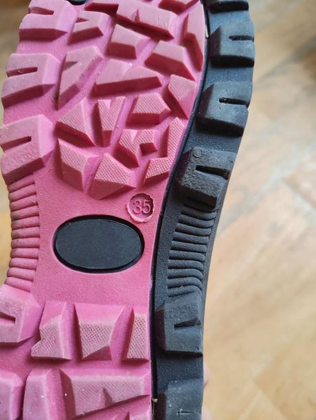 Sněhule bugga vel 35, 35