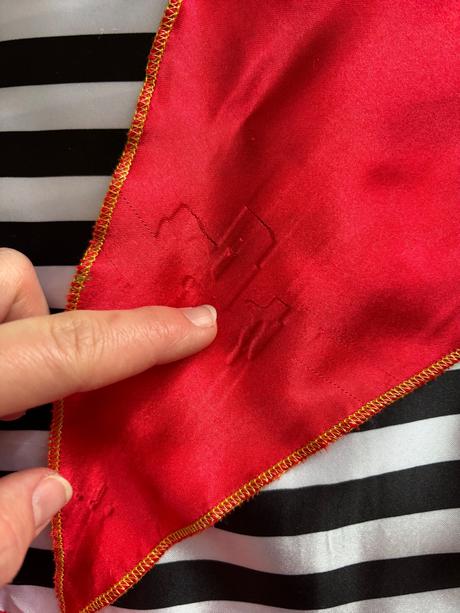 An11/ kostým pirátka s kloboukem- v.5/6 let, 