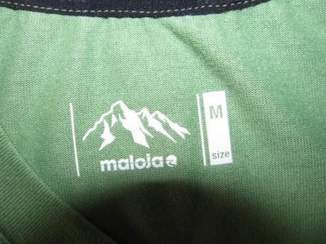 Zelené tričko s malou nášivkou s logem, m