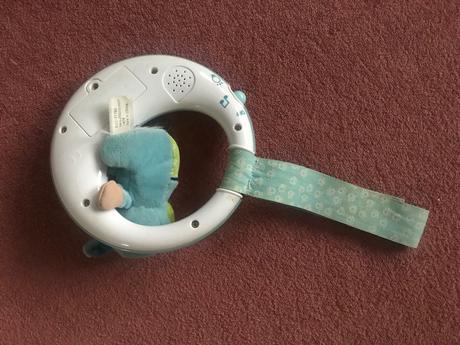 Hrací závěsná hračka, 