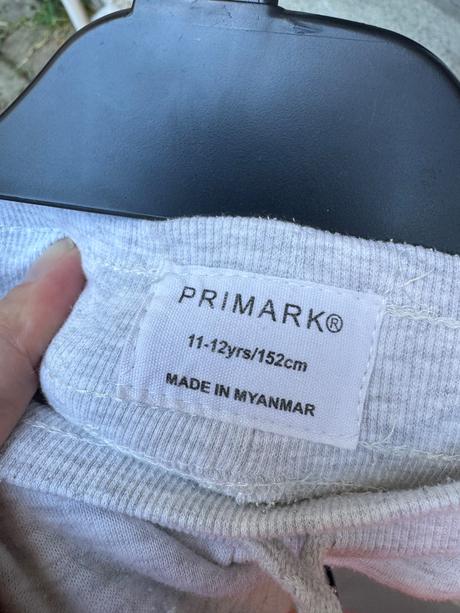 Tepláky, primark,152