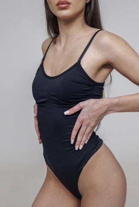 Stahovací tanga body vel. m a l, m