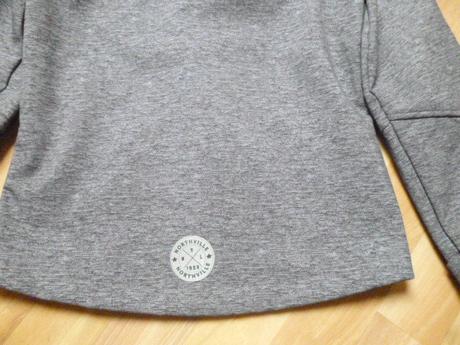 Softshel bunda vel. 10-11, 146