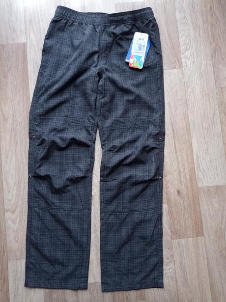 Kalhoty , třičtvrťáky, nebo kraťasy, lewro,146