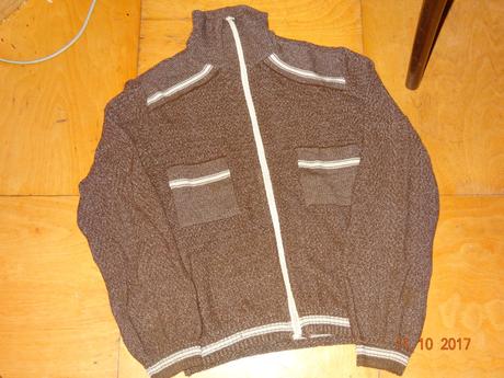 Svetr, 146