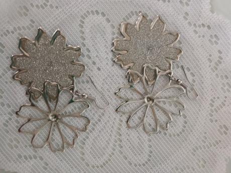 Visací náušnice-kytičky,