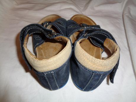 Super modré kožené kotníčkové sandálky, protetika,27