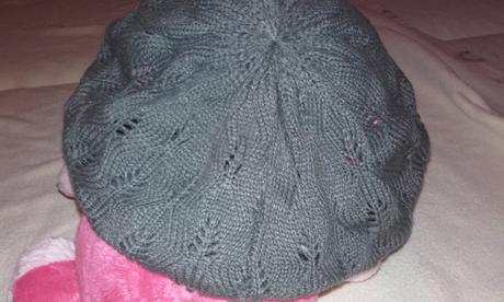 Sivá baretka - nenosená, 128