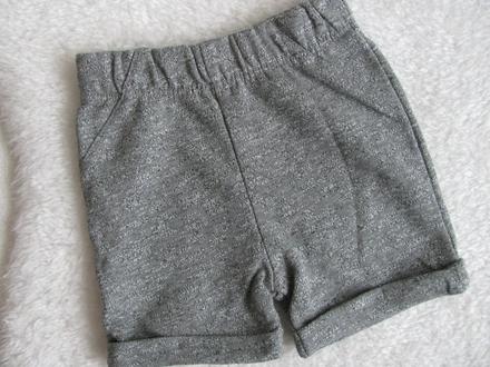 Pohodlné šedé šortky, teplákovina, střik, george,68