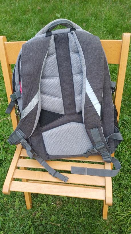 Studentský školní batoh still, 