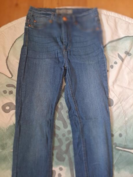 Džíny, amisu,28