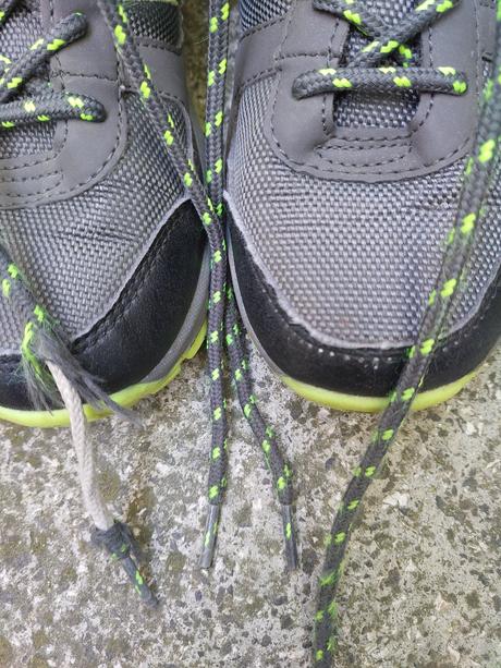 Turistické / trekové / outdoor kotníčkové boty 32, 32