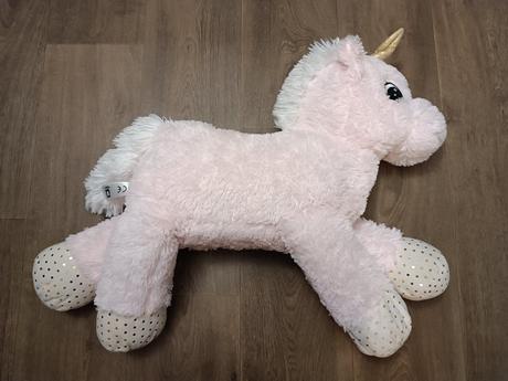 Velké plyšové hračky/plyšáci- jednorožec, žirafa.., 