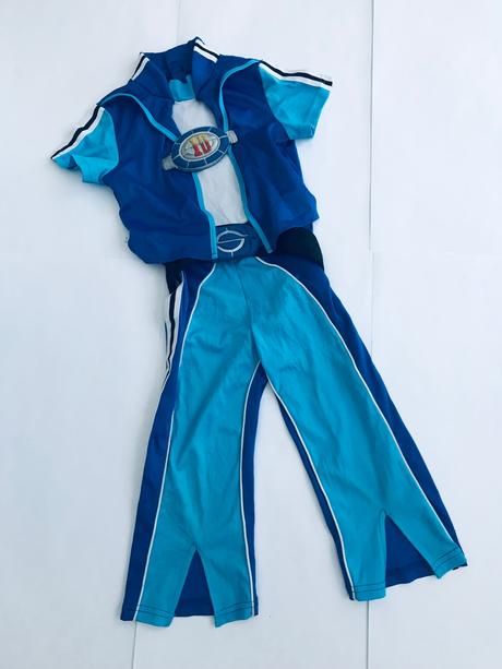 K4/ kostým lazy town - v.cca 3-4 roky,