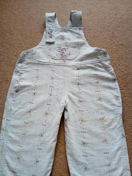 Lacláče s pejskama, 80