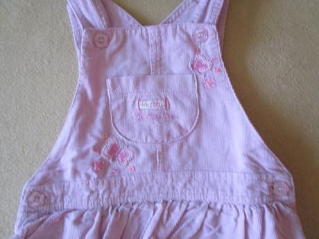 Velmi pěkné růžové manžestrové šatečky s laclem, bambini,80