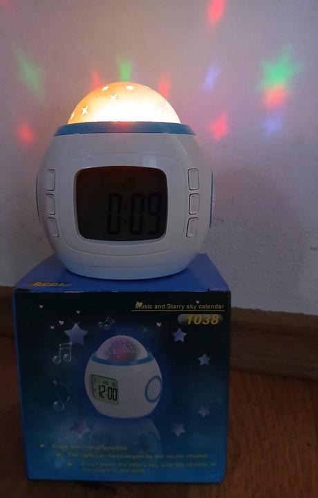 Dětský multifunkční budík - nový, 