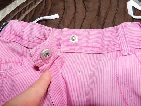 Kraťasy šusťákové se srdíčky, 98