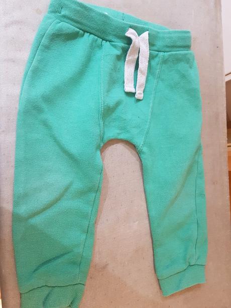 Dětské kalhoty značky f&f. velikost 12-18 měsíců, f&f,86