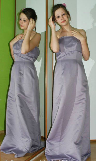 Společenské plesové dlouhé šaty, 42