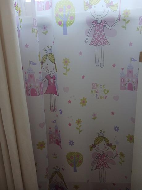 Záclona 2x 140 x 245 cm,