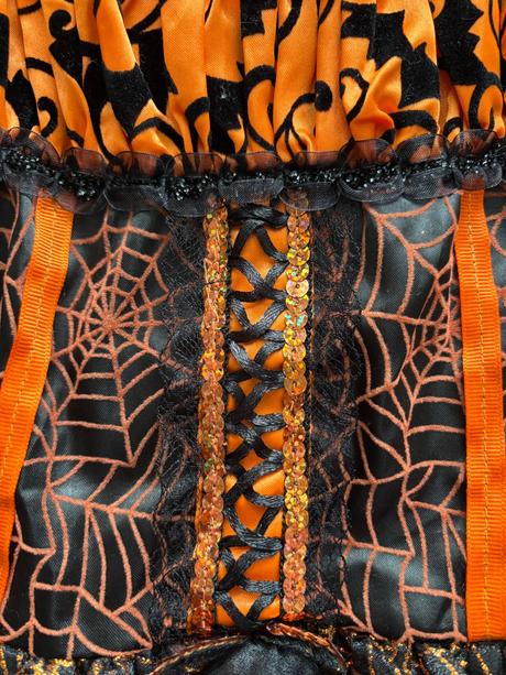 An26/ kostým čarodějka delux - v.cca 4/6 let, 