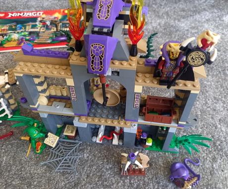 Lego ninjago 70749 - enter the serpent.,