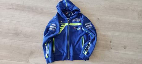 Krásná motorkářská mikina suzuki vel. 140, 140