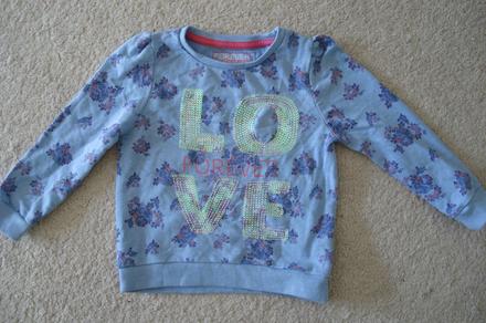 Mikina na lítačku, 104