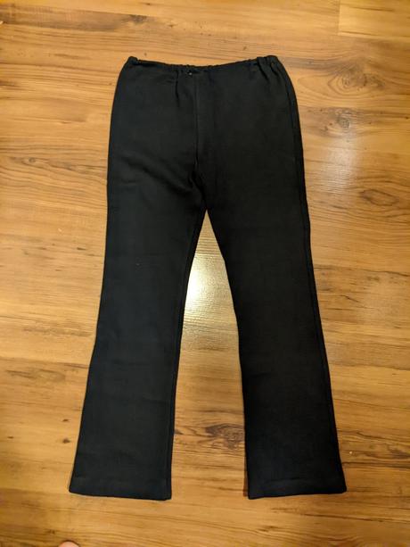 Černé bavlněné teplákové kalhoty vel. 128, 128