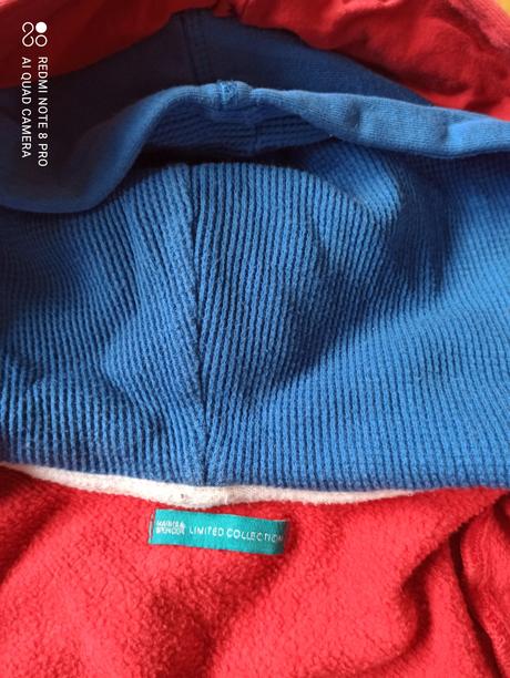 Červená mikina s kapucí, marks & spencer,104