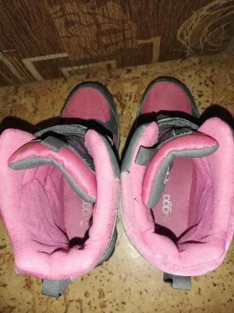 Boty zimní dívčí vel. 35, zn. bugga., 35