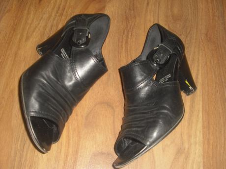 Dámské kožené sandály, 38