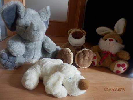 Plyšový slon, zajíc, lvíček,