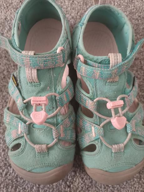Sportovní obuv léto, keen,35