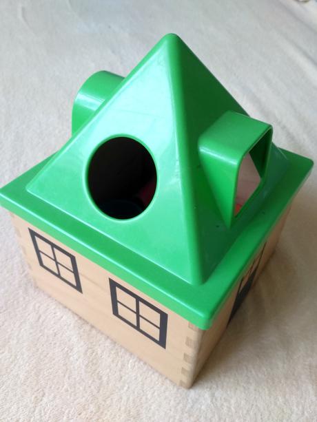 Vkládací domeček - tvary - ikea,