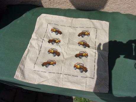 Šátek-kapesník, <50