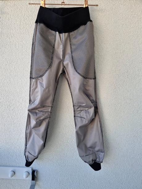 Softshelky s kamiony - letní, 116