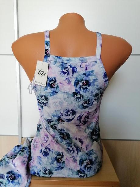 Šaty s květy, miss selfridge,36