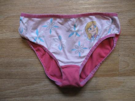 Spodní kalhotky, 116