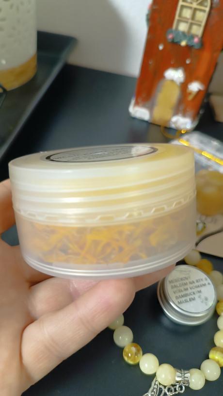 Čarovná síla přírody - včelí svíčky a měsíček, 