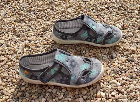 I150	chlapecké papuče vel. 32, 32