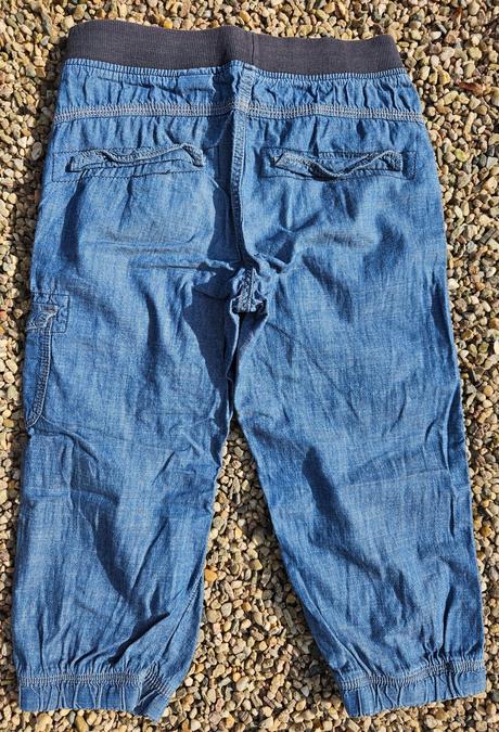 N77	dívčí lehké riflové 3/4 kalhoty vel. 146, h&m,146
