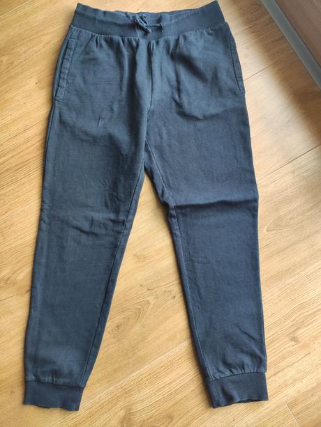 Tepláky, vel. 146, 146