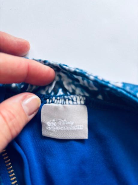 An8/ kostým následníci ivi - v.7/8 let, 