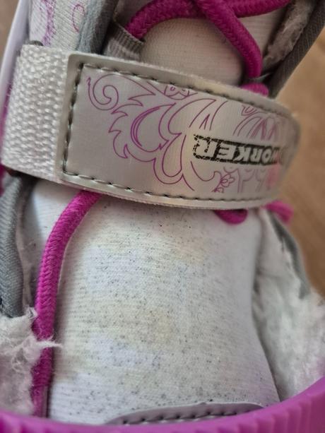 Dívčí rostoucí lední brusle worker vel. 30-33, 30