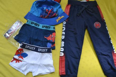 Set spider-man, na 3-4 r.,tepláky,boxerky,klobouk, 104–116 / 86–98