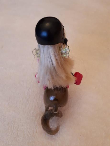 Panenka evička, žokejka na koni, zn.simba,